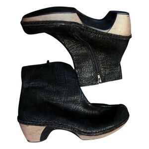 NAOT Boots NAOT Almeria Black Crackle Leather Ankle Boots Booties Shoes Size 7-7